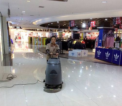 商場(chǎng)保潔服務(wù)